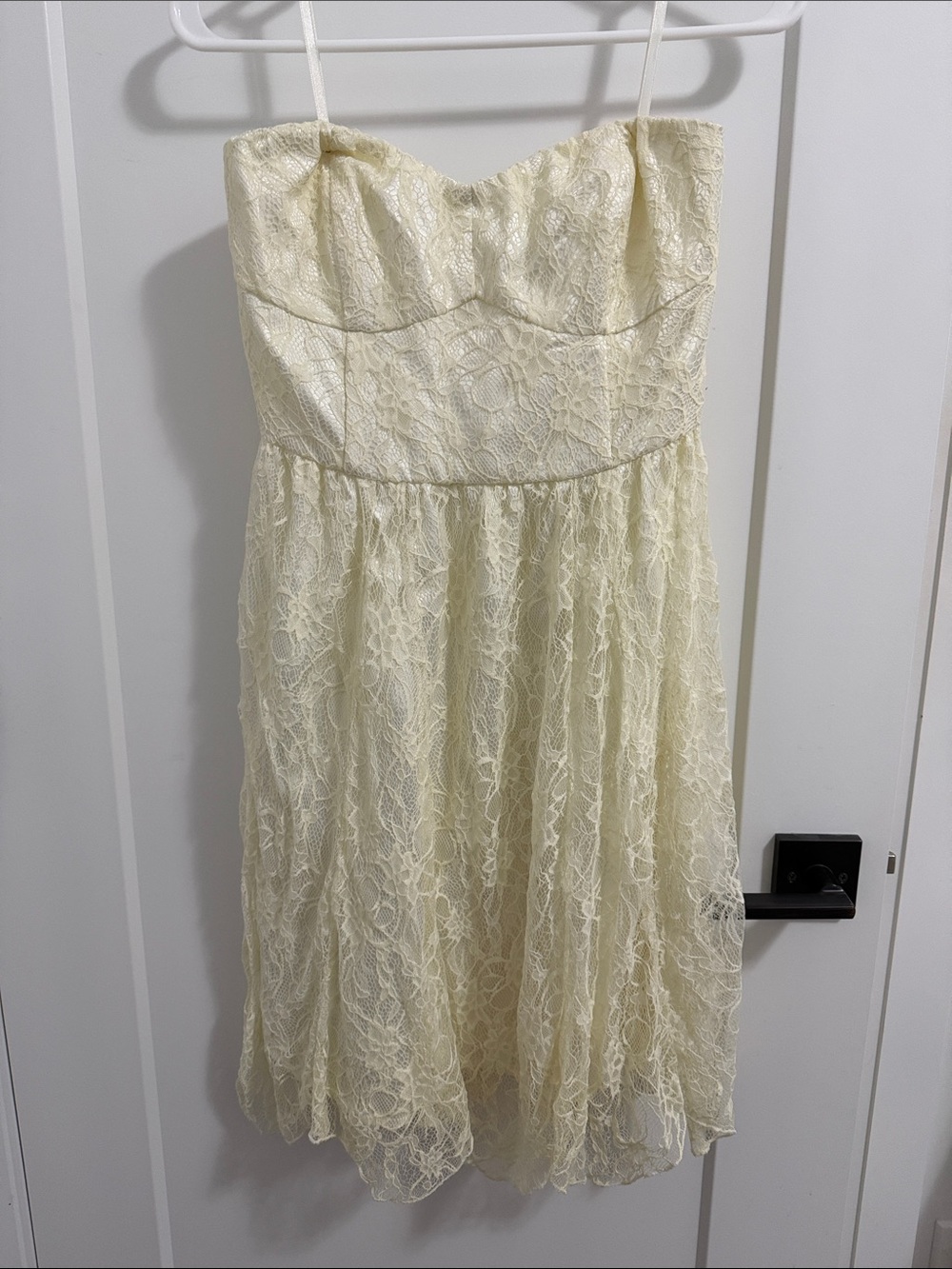 Women’s Cream Strapless Lace Party Dress